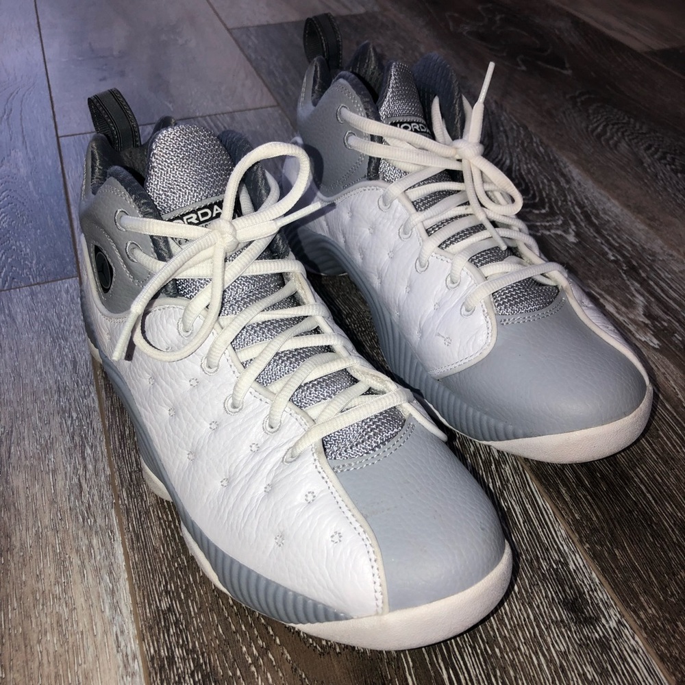 Jordan’s men’s 9